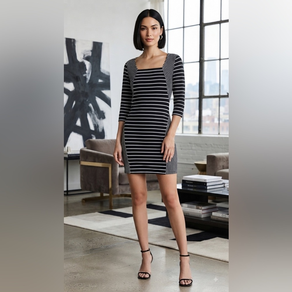 Colori | Black and white striped mini dress 3/4 sleeve and back zipper | size M